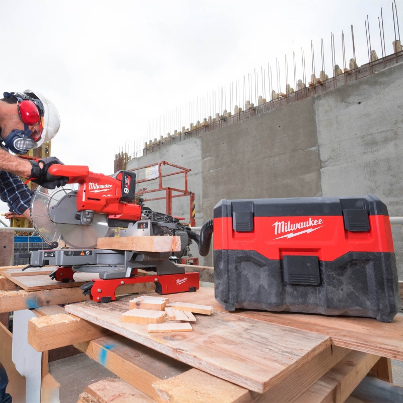 MILWAUKEE MILWAUKEE M18VC-2 18v Wet/Dry Vacuum BODY ONLY