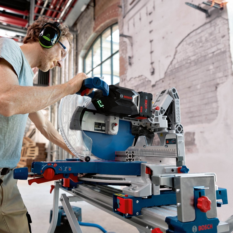 BOSCH BOSCH GCM18V-305 18v Brushless 305mm Mitre Saw BODY ONLY