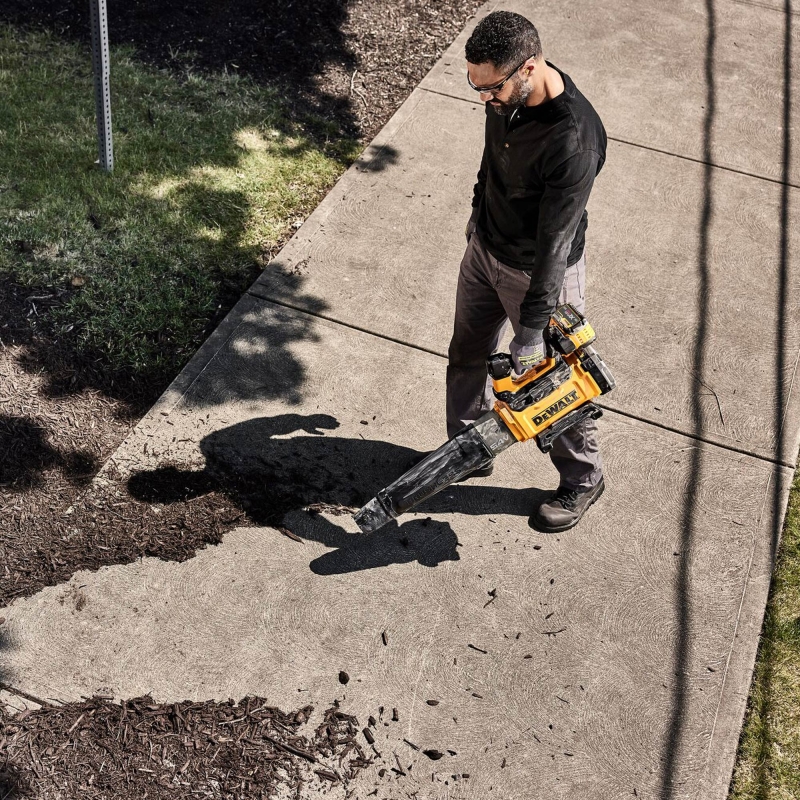 DEWALT DEWALT DCMBL777X1 54v Flexvolt Axial Blower with 1x9ah Battery