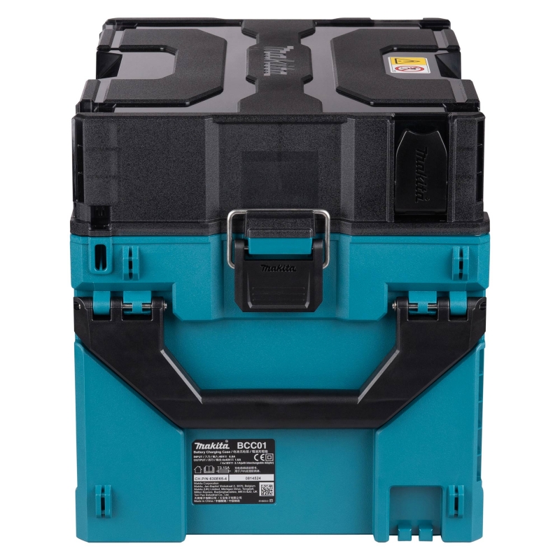 MAKITA MAKITA BCC01 Battery Charging Case with 8x XGT to LXT Adaptors