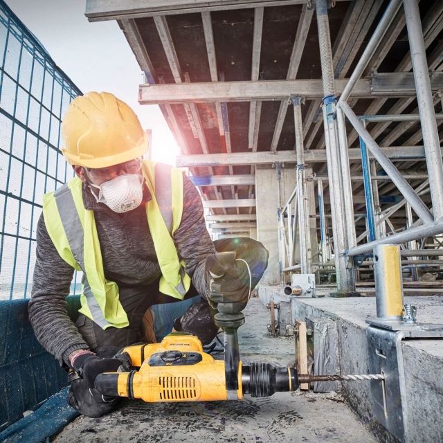 DEWALT DEWALT D25810KL 110v 5kg SDS Max Chipping Hammer