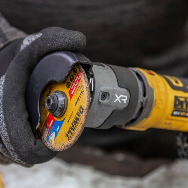 DEWALT DEWALT DCG430N 18V XR Brushless 76mm Cut-Off Tool