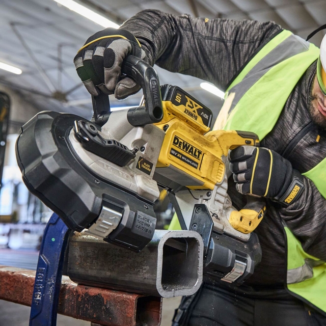 DEWALT DEWALT DCS374N 18v Brushless Deep-Cut Bandsaw BODY ONLY