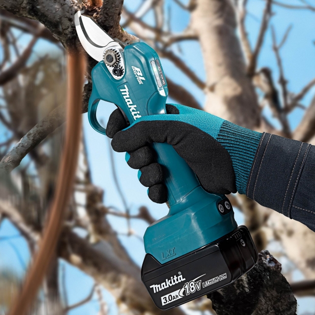 MAKITA MAKITA DUP181Z 18v Brushless Pruning Shears BODY ONLY