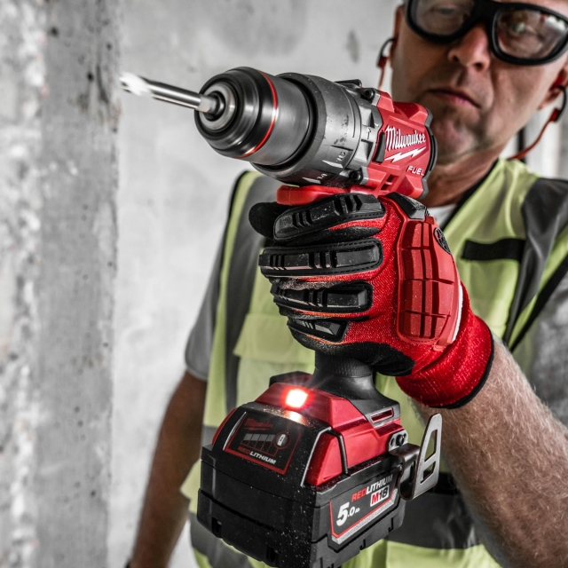 MILWAUKEE MILWAUKEE M18FPD3-502X FUEL 18v Combi Drill with 2x5ah Batteries