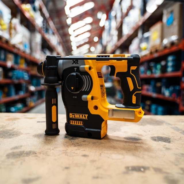 DEWALT DEWALT DCH273N 18v Brushless SDS Plus Hammer Drill BODY ONLY