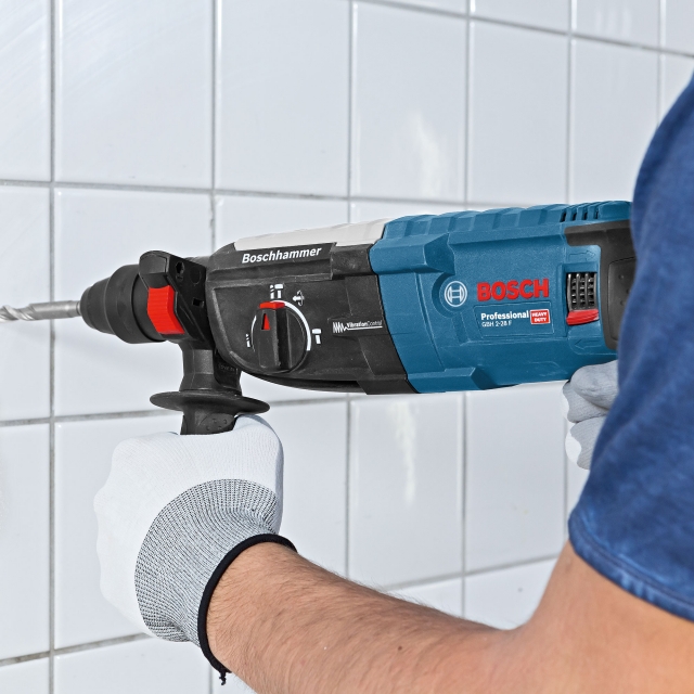 BOSCH BOSCH GBH2-28 110v SDS Plus Hammer Drill + L-Boxx