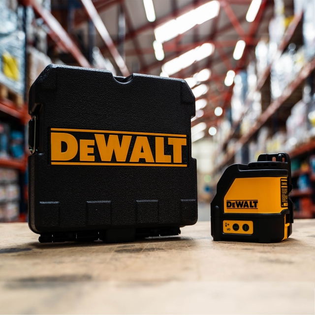 DEWALT DEWALT DW088CG Cross Line Green Laser