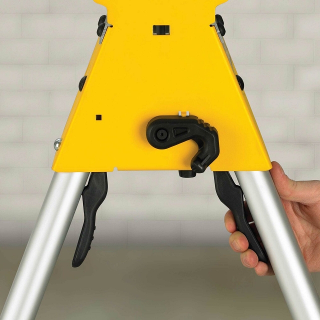 DEWALT DEWALT DE7033 Heavy Duty Short Beam Mitre Leg Stand