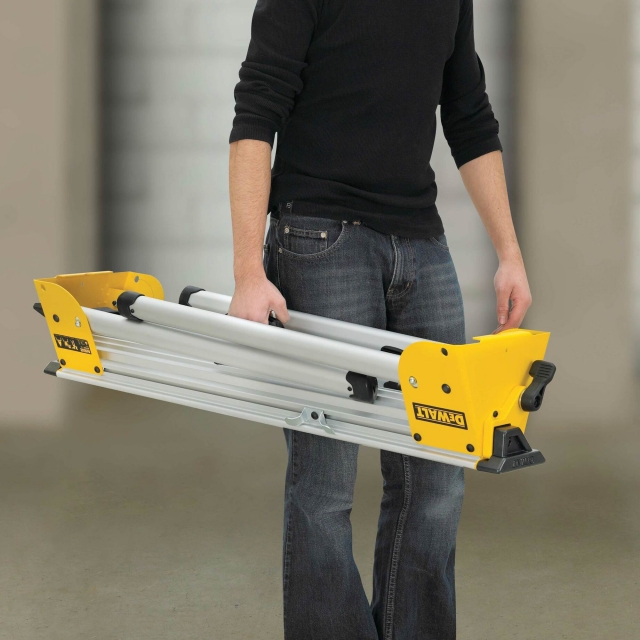 DEWALT DEWALT DE7033 Heavy Duty Short Beam Mitre Leg Stand