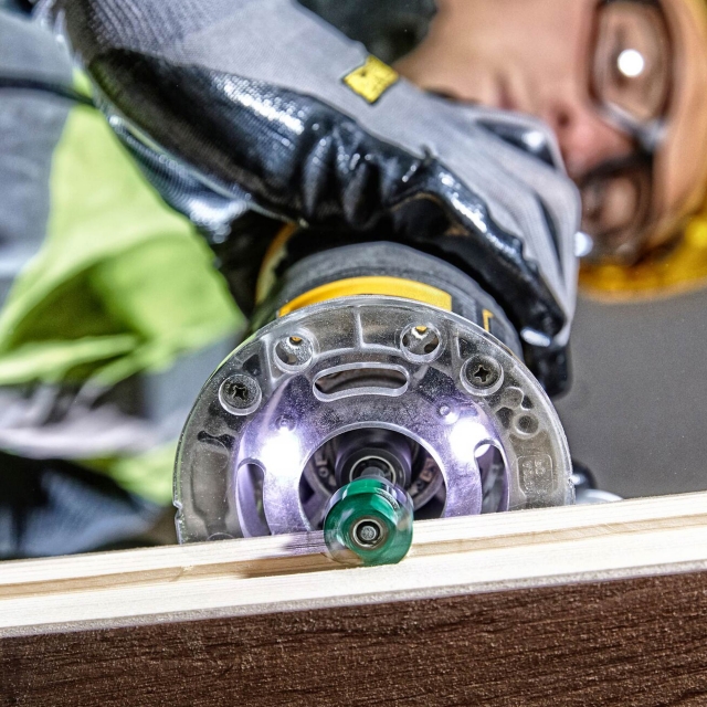 DEWALT DEWALT DCW604NT 18v Brushless Router +Bases BODY ONLY