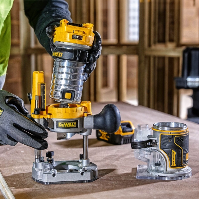 DEWALT DEWALT DCW604NT 18v Brushless Router +Bases BODY ONLY