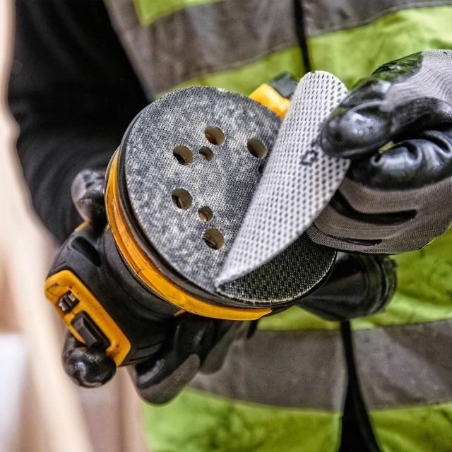 DEWALT DEWALT DCW210N 18v Brushless Random Orbit Sander BODY ONLY