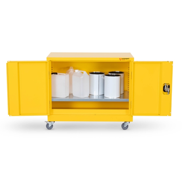 ARMORGARD ARMORGARD HMC1 Safestor Hazardous Mobile Cupboard 900x480x810mm