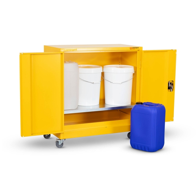 ARMORGARD ARMORGARD HMC2 Safestor Hazard Mobile Cupboard 900x480x1010mm