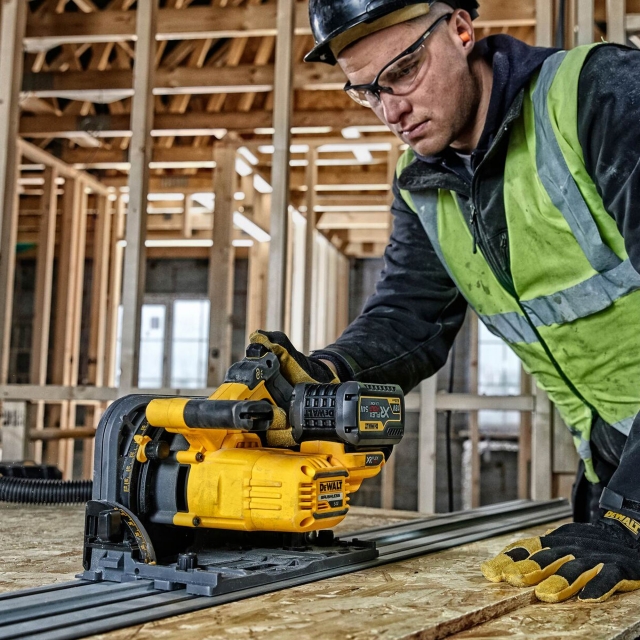 DEWALT DEWALT DCS520NT 54v XR Flexvolt Plunge Saw BODY ONLY